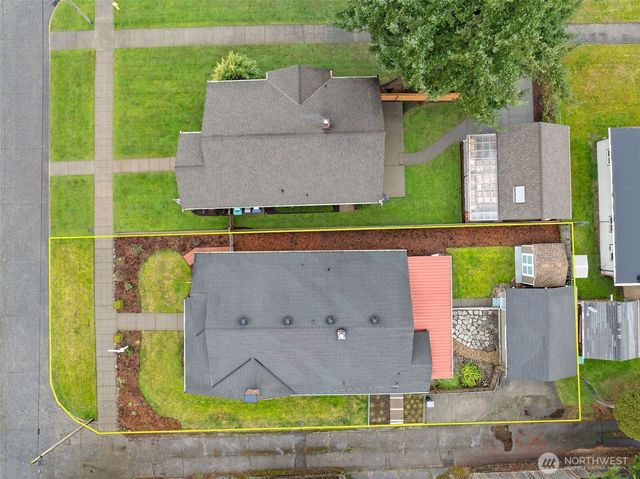 1829 Washington Avenue, Enumclaw, WA 98022