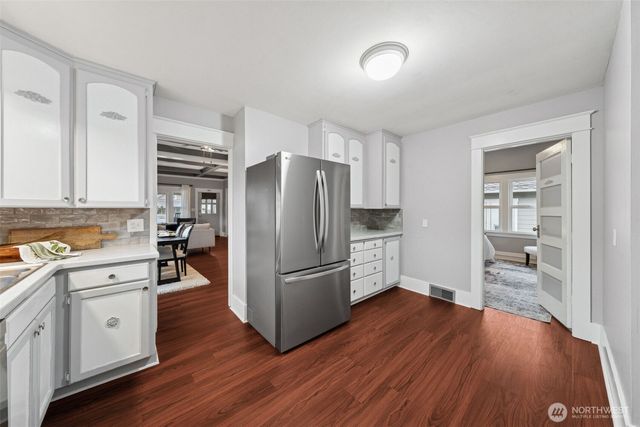 1829 Washington Avenue, Enumclaw, WA 98022