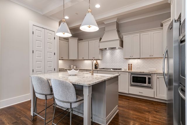 105 Ransom Ave, Nashville, TN 37205