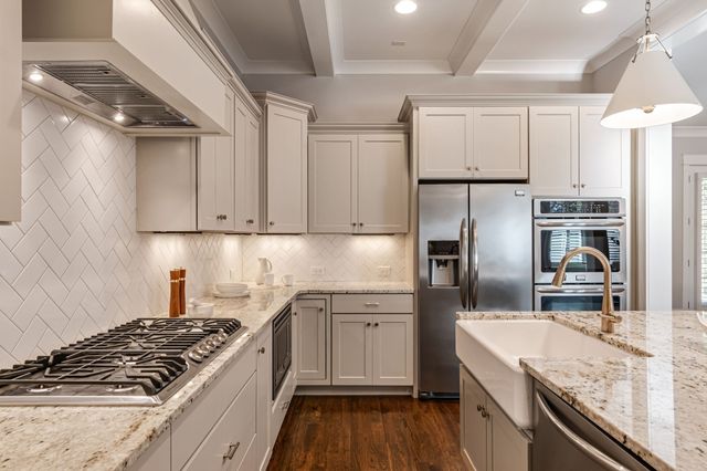 105 Ransom Ave, Nashville, TN 37205