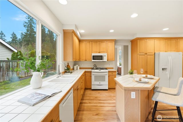 20229 29th Avenue SE, Bothell, WA 98012