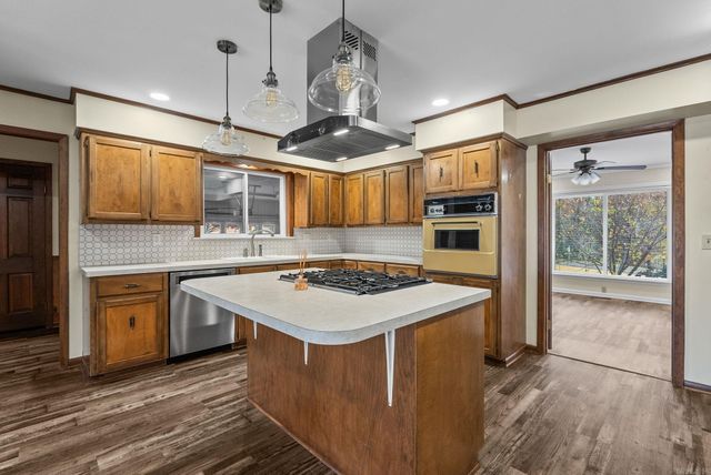 1216 Scenic Place, Heber Springs, AR 72543