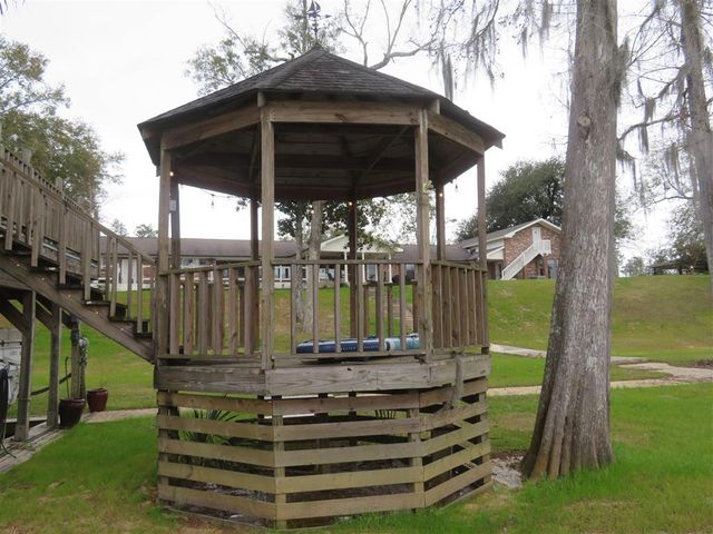 1024 Hollis Road, Westlake, LA 70669