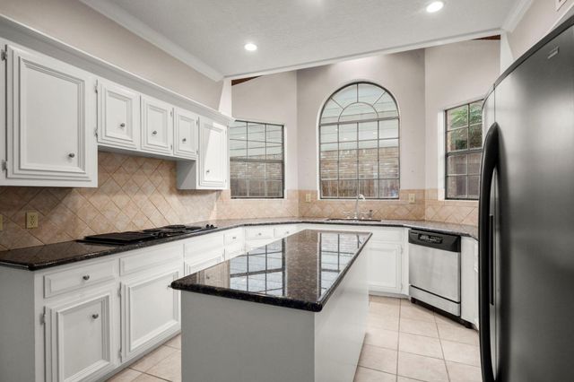 6410 Saffron Hills Drive, Spring, TX 77379