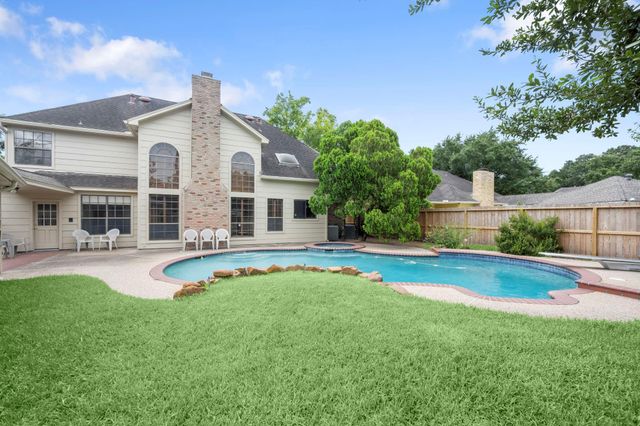 6410 Saffron Hills Drive, Spring, TX 77379