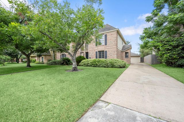 6410 Saffron Hills Drive, Spring, TX 77379