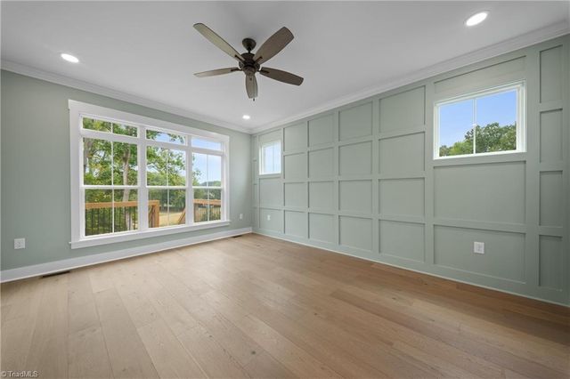 293 Old Heritage Drive, Winston-salem, NC 27107