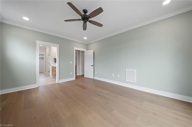 293 Old Heritage Drive, Winston-salem, NC 27107