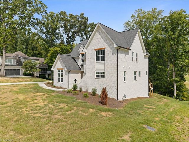 293 Old Heritage Drive, Winston-salem, NC 27107