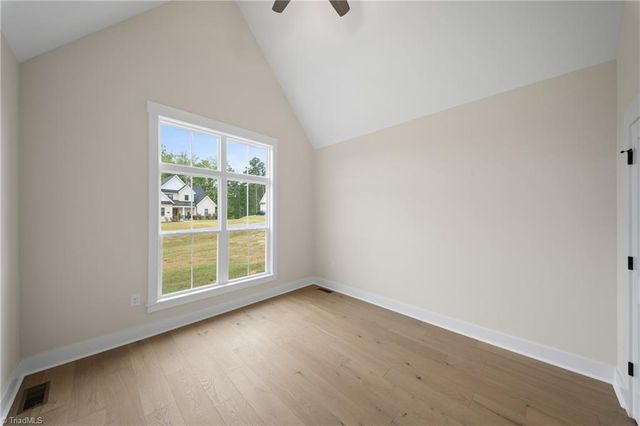 293 Old Heritage Drive, Winston-salem, NC 27107