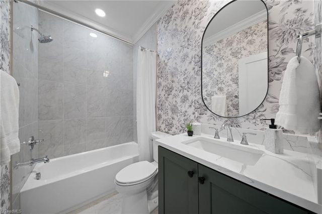 293 Old Heritage Drive, Winston-salem, NC 27107