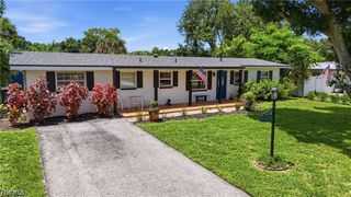 1842 Grove AVE, Fort Myers, FL 33901