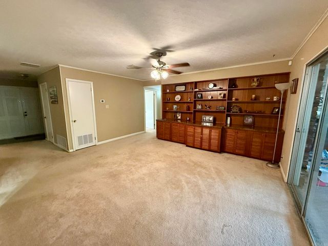 123 Berg Avenue, Camden, AR 71701