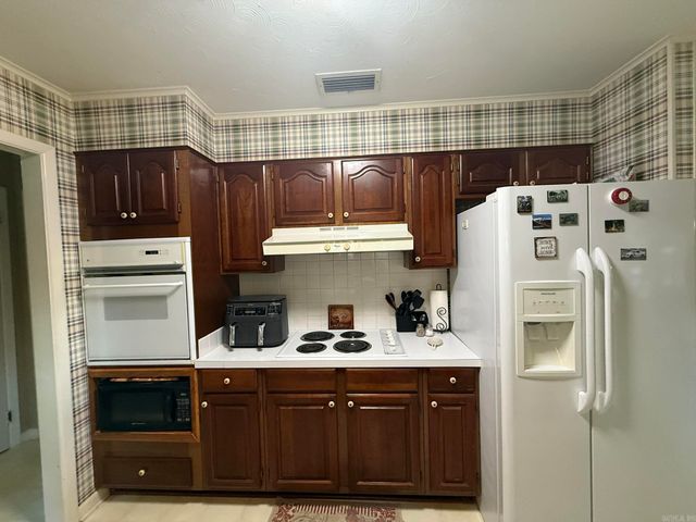 123 Berg Avenue, Camden, AR 71701