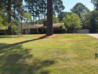123 Berg Avenue, Camden, AR 71701