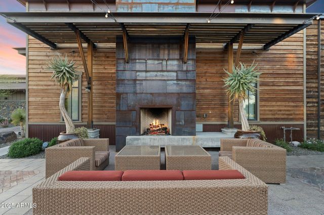 4186 BLACKSMITH Way, Wickenburg, AZ 85390