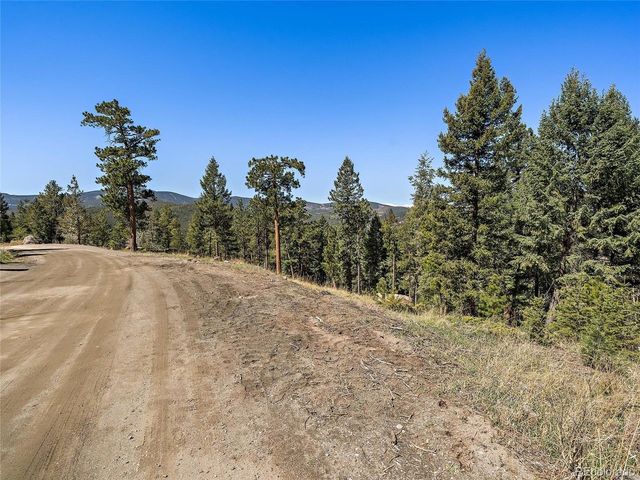 Lynx Lair Rd, Evergreen, CO 80439