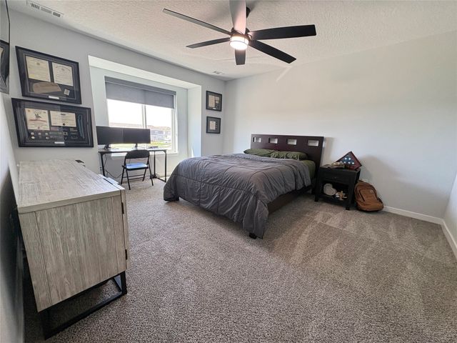 423 Spring Crest Lane, Waukee, IA 50263