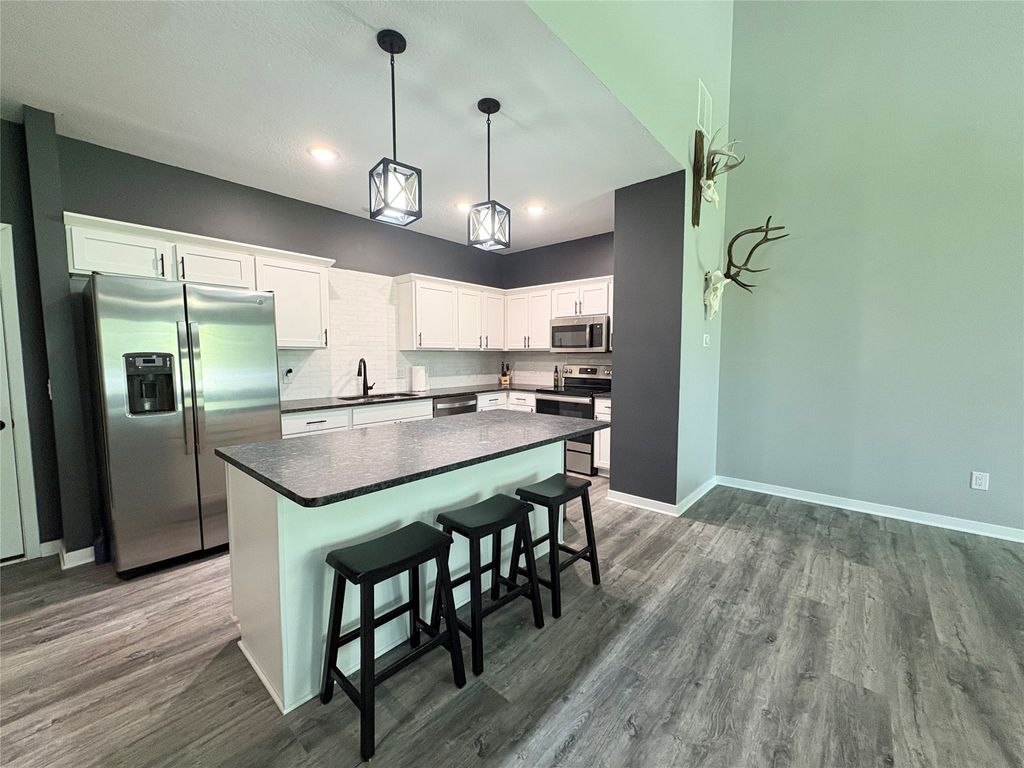 423 Spring Crest Lane, Waukee, IA 50263