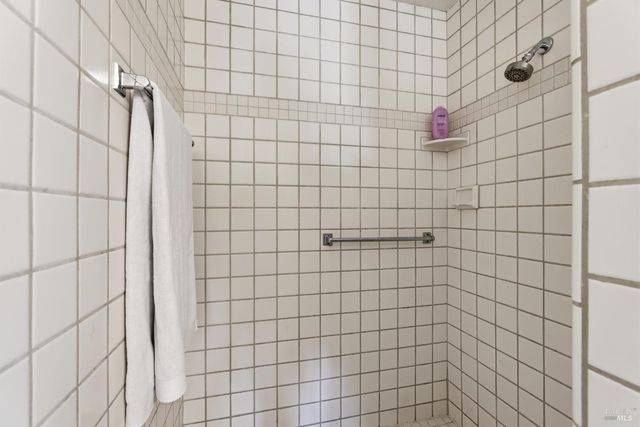 727 Cindy Ln, Petaluma, CA 94952