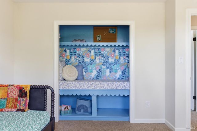 727 Cindy Ln, Petaluma, CA 94952