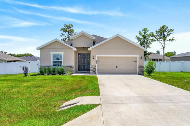569 SILVER COURSE RADIAL, Ocala, FL 34472