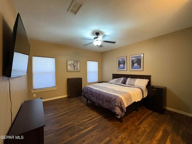 2836 Bear Rock Place, El Paso, TX 79938