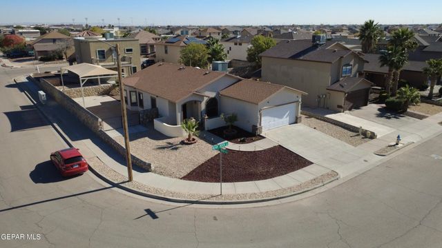 2836 Bear Rock Place, El Paso, TX 79938