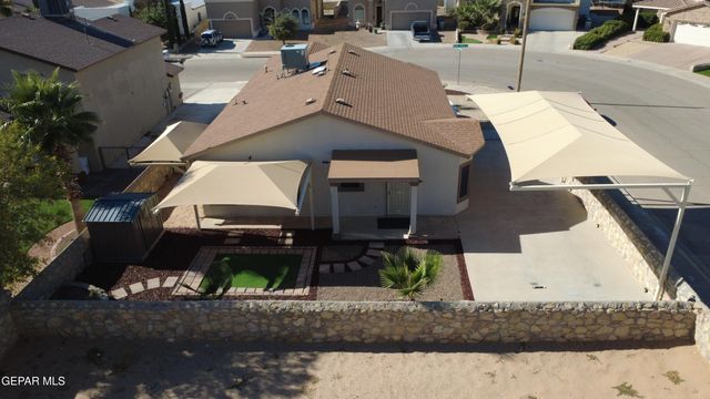 2836 Bear Rock Place, El Paso, TX 79938