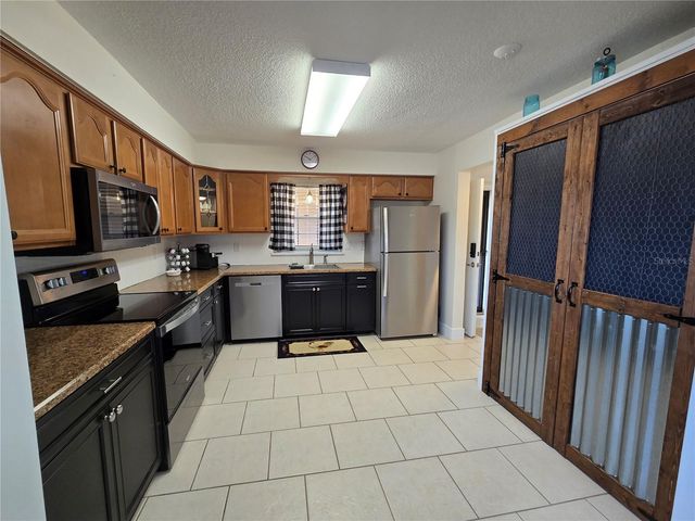 1640 JUNO TRAIL 101A, Astor, FL 32102