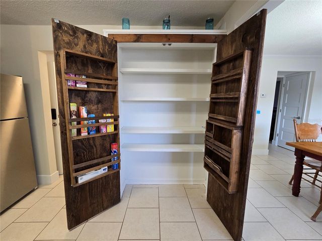 1640 JUNO TRAIL 101A, Astor, FL 32102