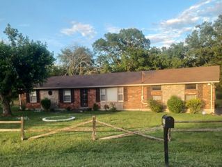 3811 Marydale Ct, Nashville, TN 37207