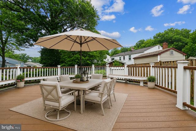 6703 VANESSA DR, Lanham, MD 20706