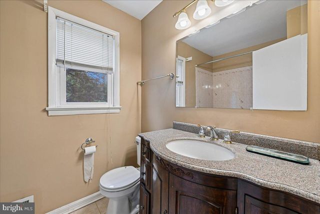 6703 VANESSA DR, Lanham, MD 20706