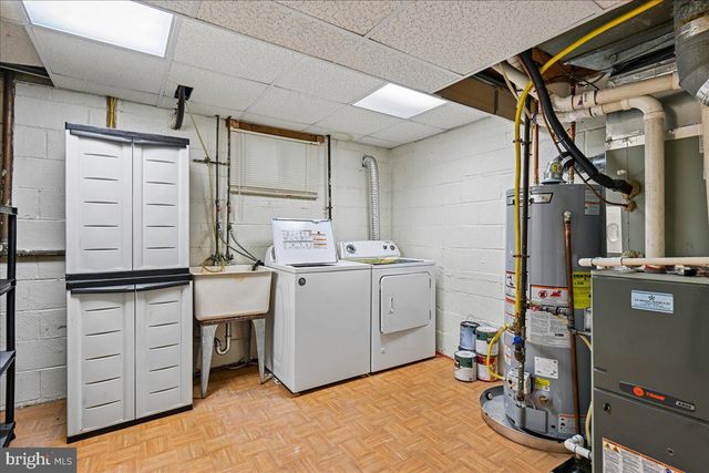 6703 VANESSA DR, Lanham, MD 20706