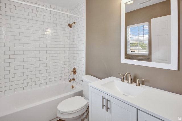 5478 W WINDMILL DR, West Jordan, UT 84081