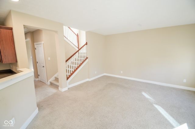 5202 Hearst Lane, Indianapolis, IN 46239