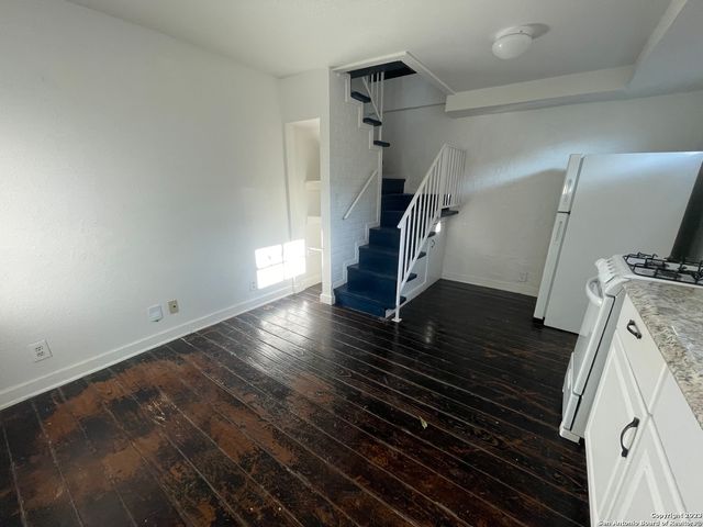 115 Camargo REAR, San Antonio, TX 78210