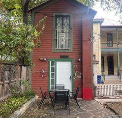 115 Camargo REAR, San Antonio, TX 78210