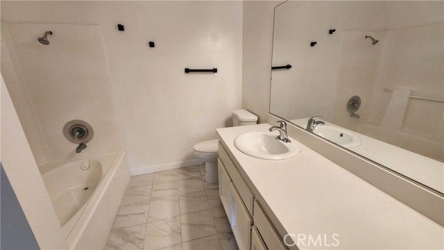 14202 Flower Street V, Garden Grove, CA 92843