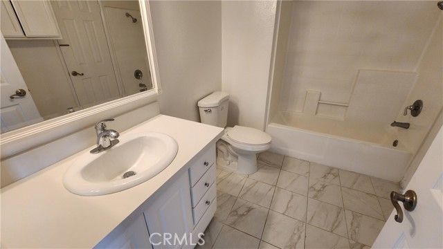 14202 Flower Street V, Garden Grove, CA 92843