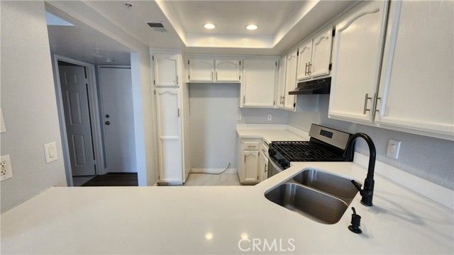 14202 Flower Street V, Garden Grove, CA 92843