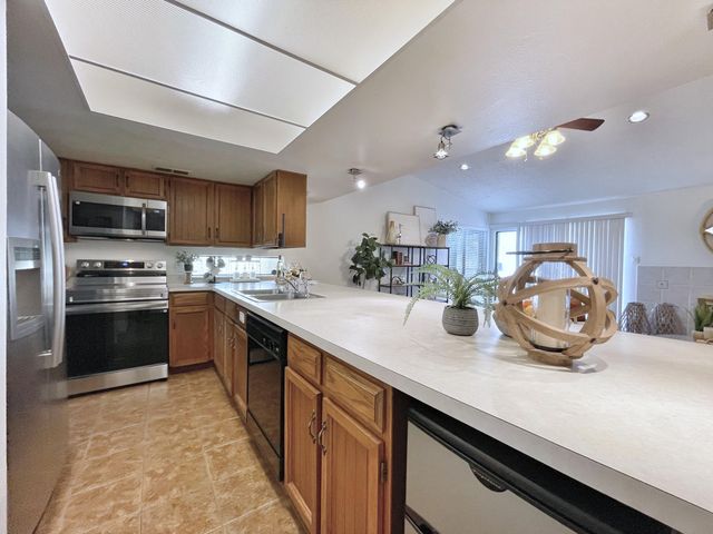 8209 Eddy Avenue NE, Albuquerque, NM 87109