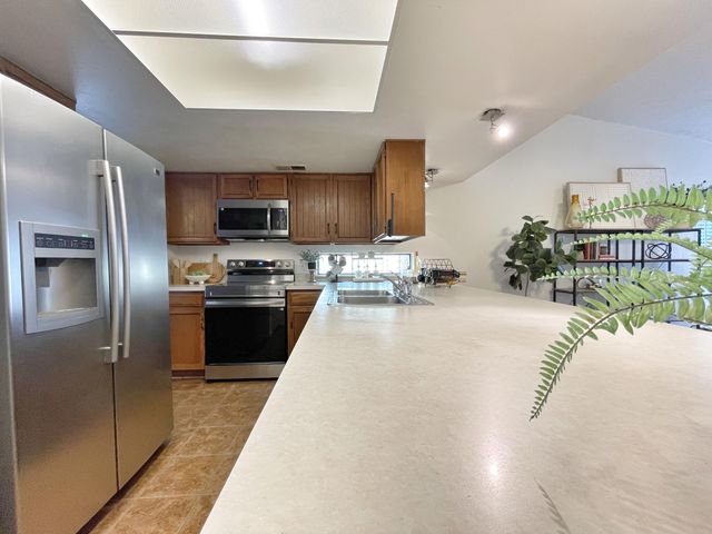 8209 Eddy Avenue NE, Albuquerque, NM 87109