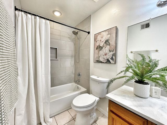 8209 Eddy Avenue NE, Albuquerque, NM 87109