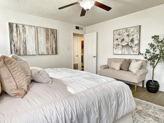 8209 Eddy Avenue NE, Albuquerque, NM 87109