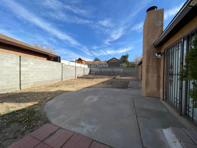 8209 Eddy Avenue NE, Albuquerque, NM 87109