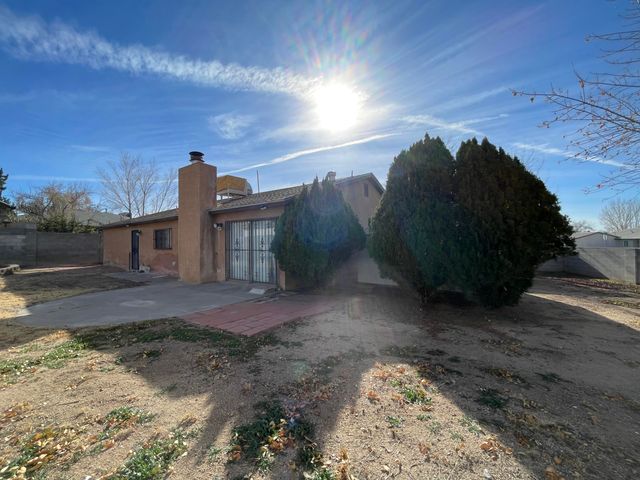 8209 Eddy Avenue NE, Albuquerque, NM 87109