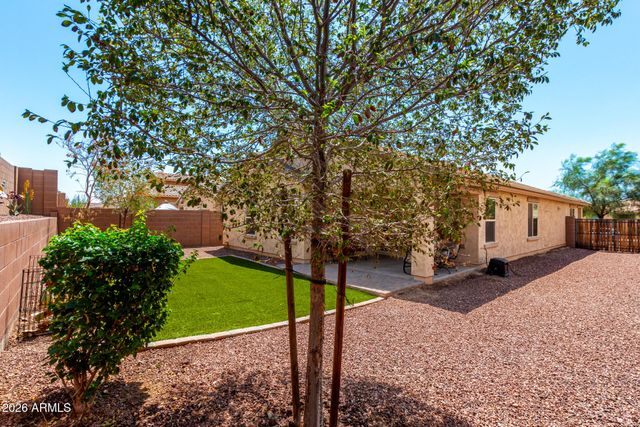 18368 W GETTY Drive, Goodyear, AZ 85338