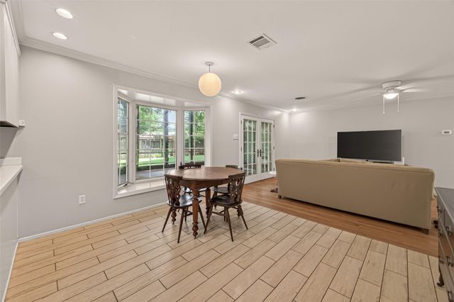 10807 Oasis Drive, Houston, TX 77096